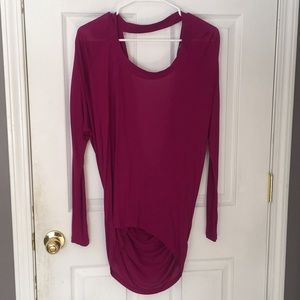 Low back long sleeve top
